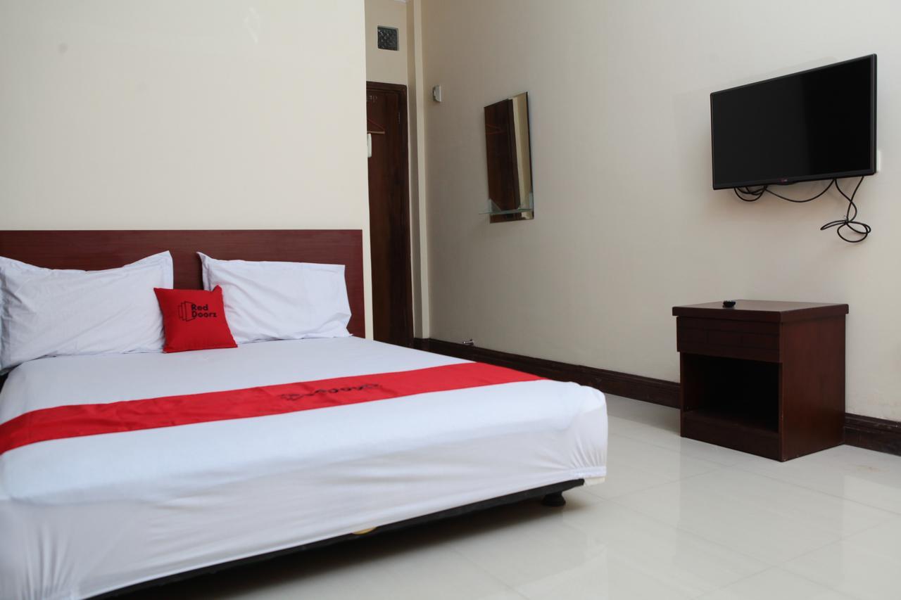 Reddoorz Near Maranatha University 3 Bandung Bagian luar foto