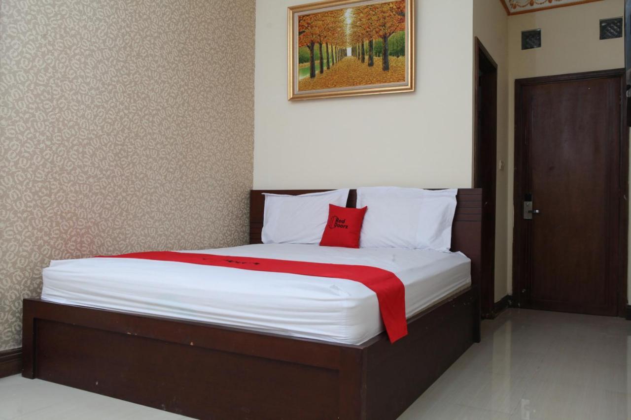 Reddoorz Near Maranatha University 3 Bandung Bagian luar foto