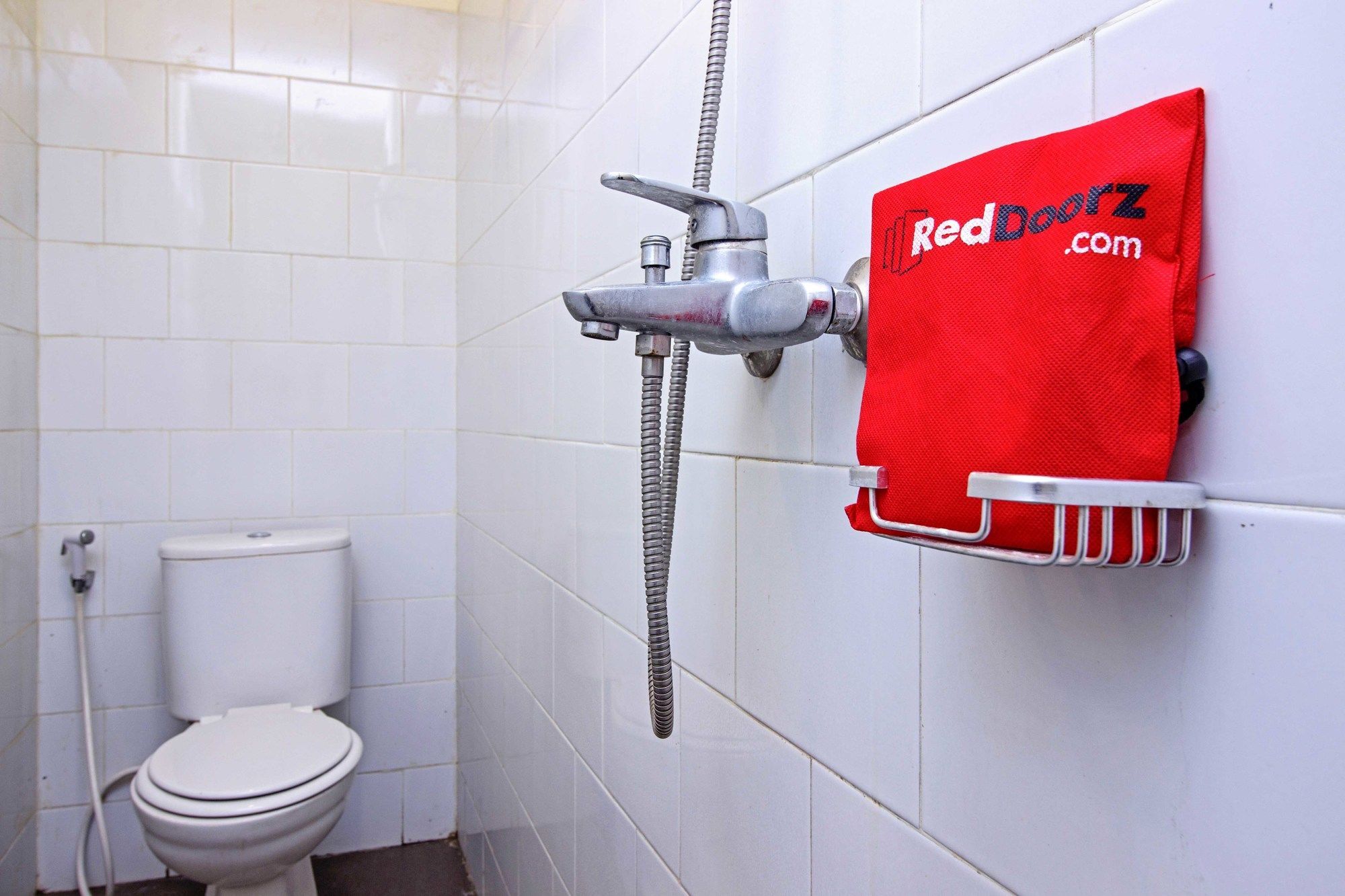 Reddoorz Near Maranatha University 3 Bandung Bagian luar foto