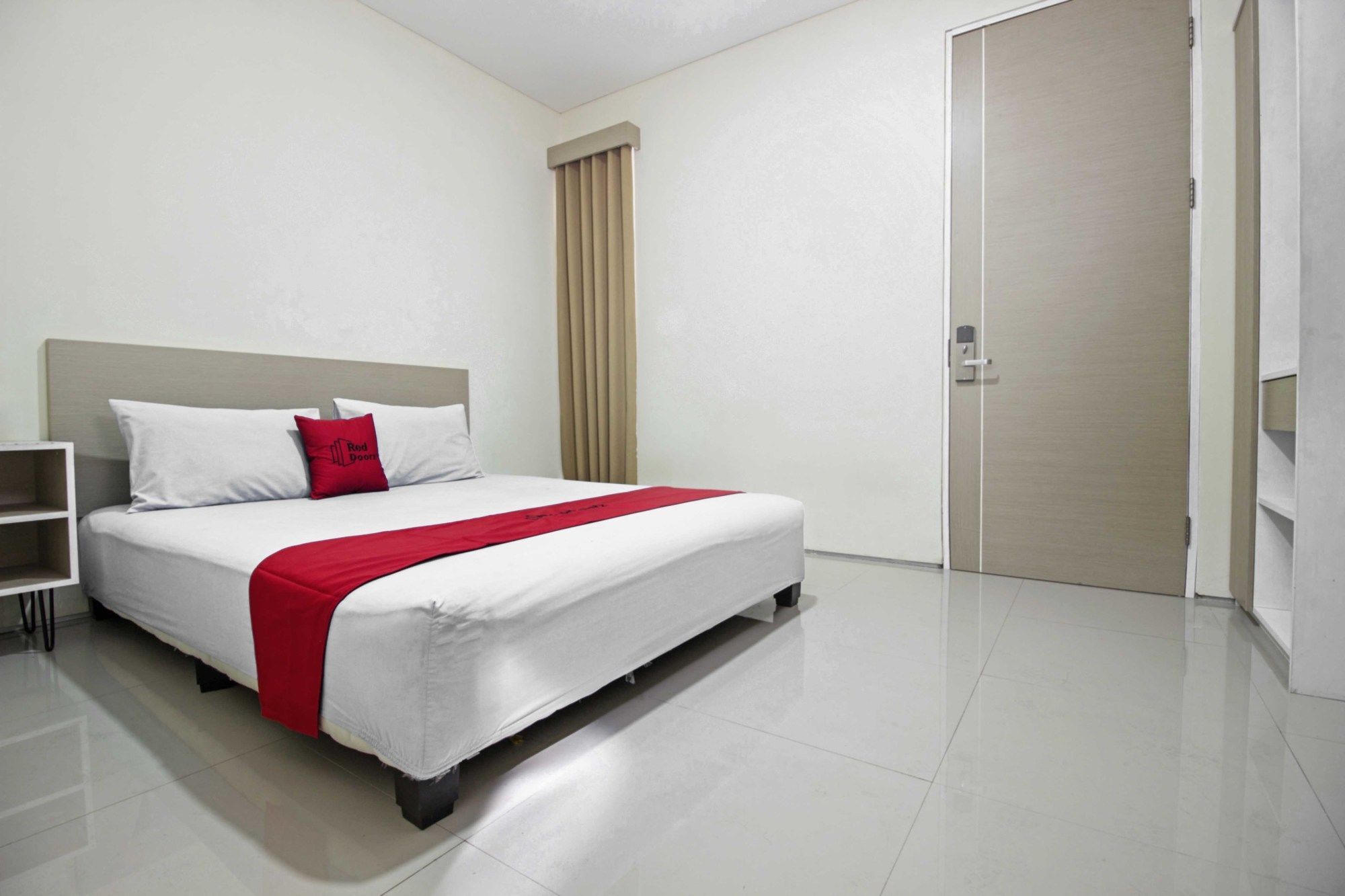 Reddoorz Near Maranatha University 3 Bandung Bagian luar foto